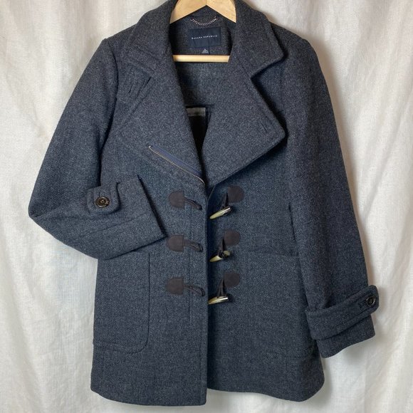 Banana Republic Wool Overcoat in Charcoal Gray - Perfect Condition - Size Small - Picture 9 of 13
